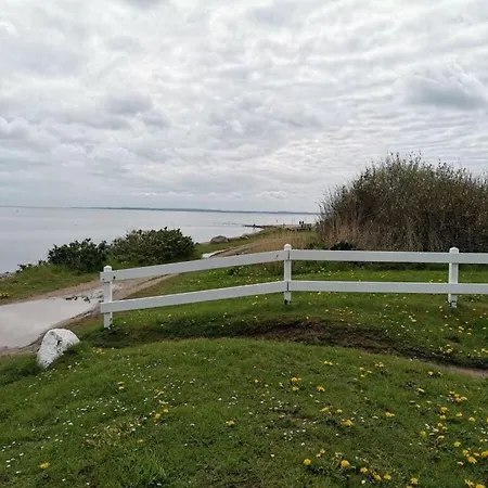 Holiday Sea View In
